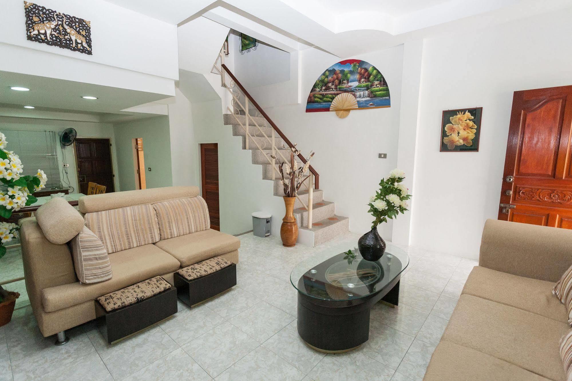 Eriksson Guesthouse Patong Eksteriør billede