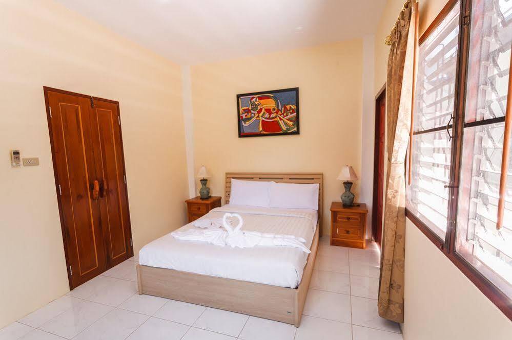 Eriksson Guesthouse Patong Eksteriør billede