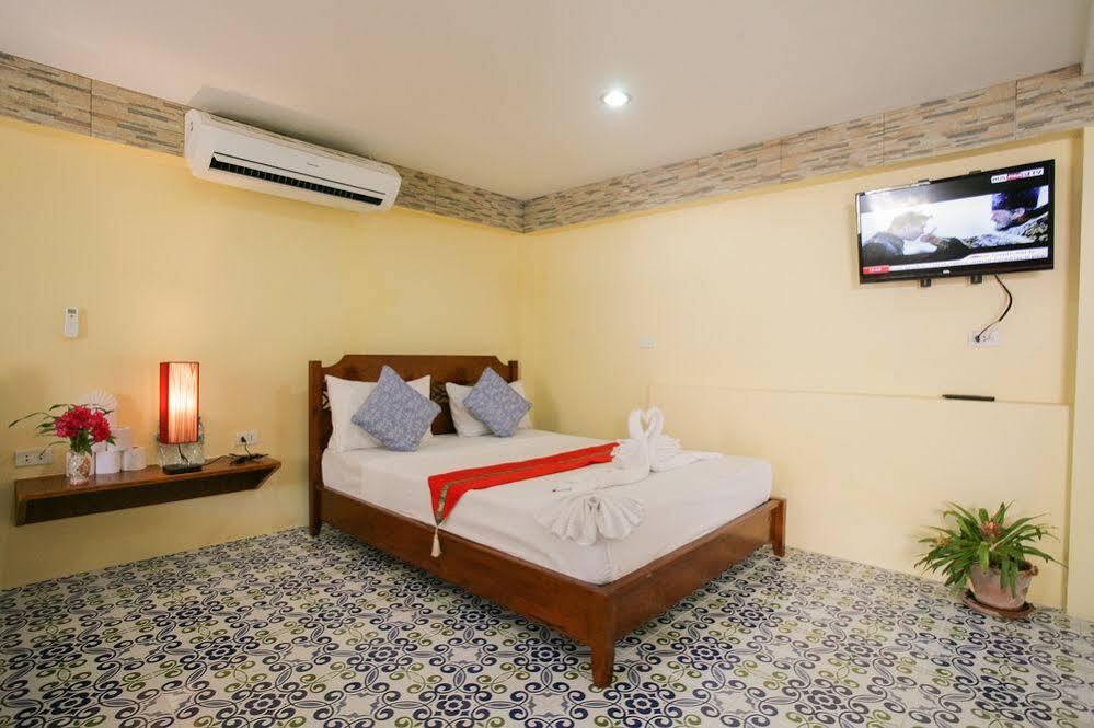 Eriksson Guesthouse Patong Eksteriør billede